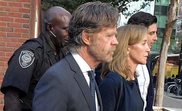 Felicity Huffman, William H. Macy Divorcing After She Completes Jail Sentence?