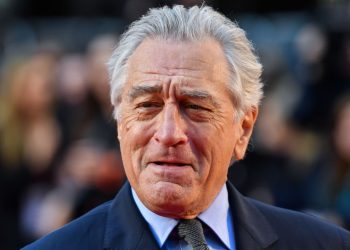 Robert De Niro Having Angry Meltdown Over Divorce And Former Assistant's Lawsuit?