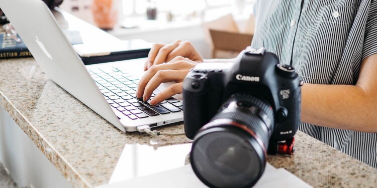 3 Tips for Taking Business Event Photographs