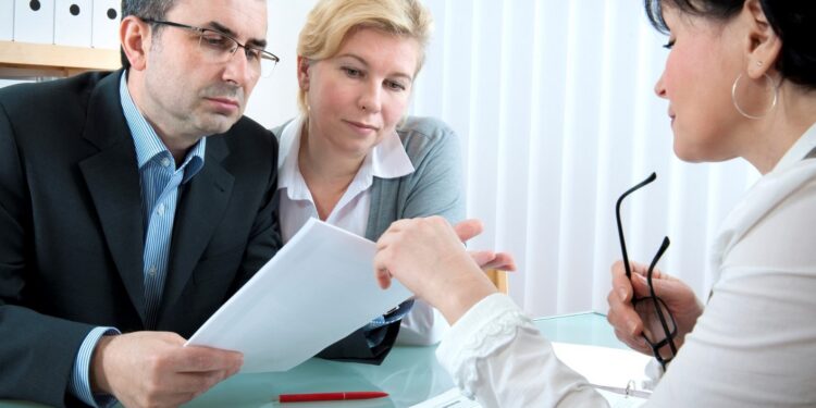 7 Things to Consider When Hiring a Personal Injury Attorney