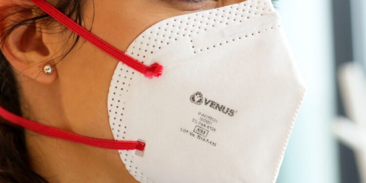 3 Adequate Alternatives if You Don’t Have an N95 Mask