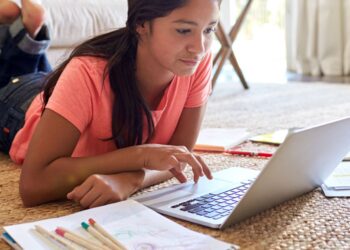 Tips on How to Find Online Tutoring Services for College Students