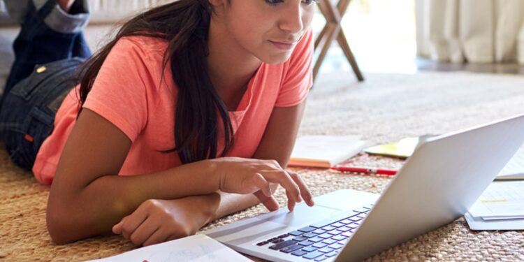Tips on How to Find Online Tutoring Services for College Students