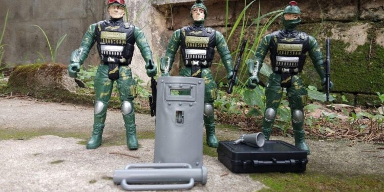 Cool Army Toys Gift Ideas for Kids This Coming Holidays