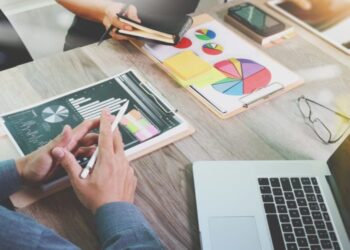 6 Reasons Your Business Needs To Hire a Digital Marketing Consultant