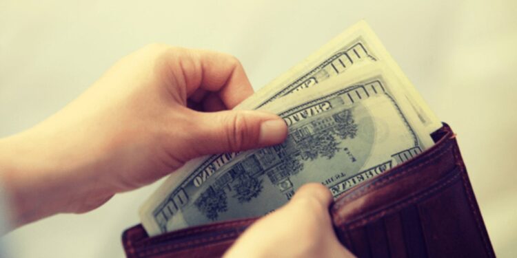 Tips to Abide by Your Money Goals in 2023