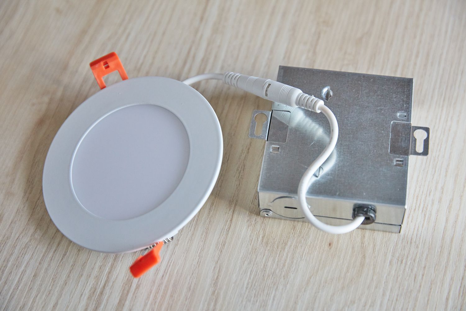 What Is the Difference Between Can Lights and Recessed Lights