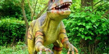 Encounter Dinosaurs in Mini Golf Course