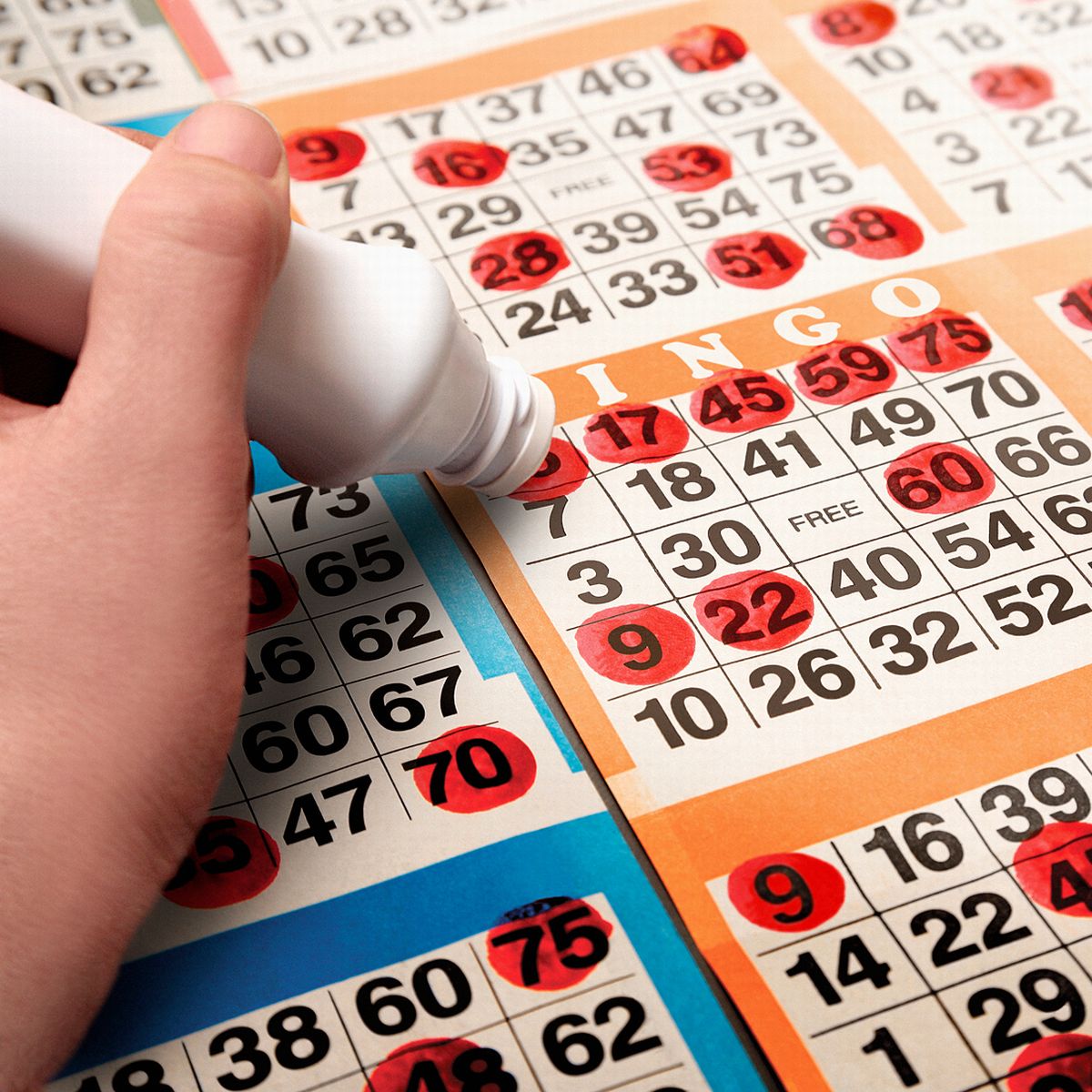 5 Benefits of Playing Bingo Games for Seniors