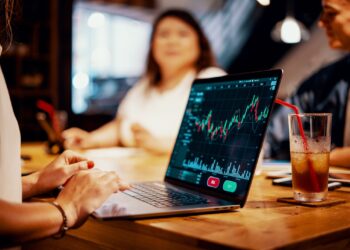 Are Online Trading Classes Worth It – 2023 Guide