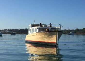 Selling Your Classic Boat: 4 Common Mistakes to Avoid