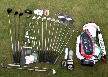 What Should an Average Golfer Have in His Bag?