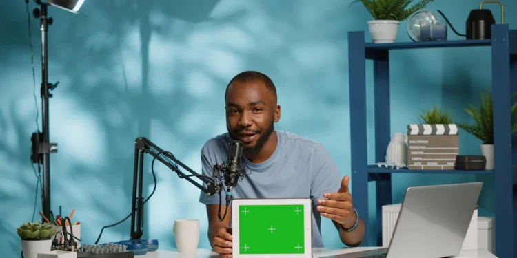 How to Build Your Own Live-Streaming Website?